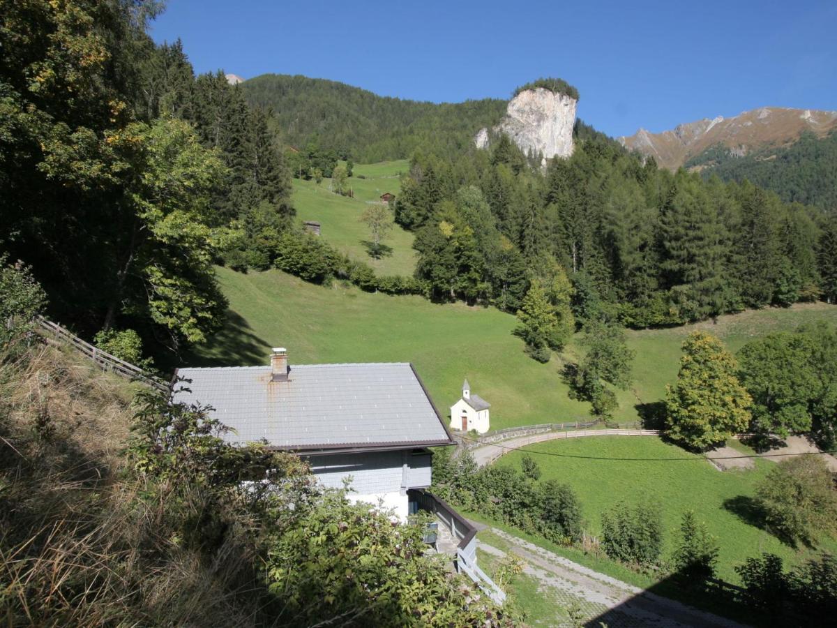 Lovely Holiday Home In Matrei In The Mountains Matrei in Osttirol Room photo