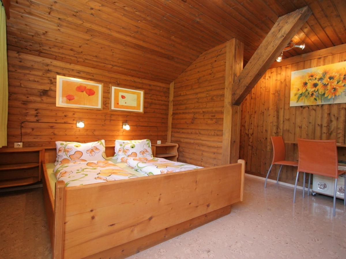 Lovely Holiday Home In Matrei In The Mountains Matrei in Osttirol Room photo